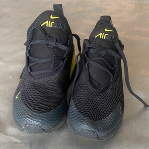 Nike Black and Yellow Air Sneakers